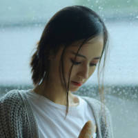何以解忧唯有暴富. 把星星熬成糖浆，蘸一