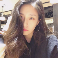 薄倩 爱与爱过，只差一个字