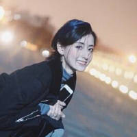 野心要有少女心也不差. 你总是在一个人安静的