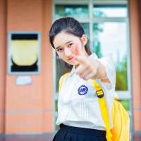婪瘾。 曾经无话不说，如今碰