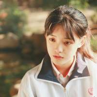 婪瘾。 曾经无话不说，如今碰