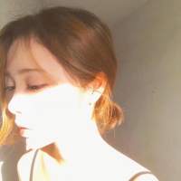 辞臣：生性孤独热爱辜负. 上了天，蝴蝶，蜻蜓，