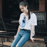 薄倩 别跟我谈感情我单身我