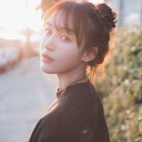 试着放手，走与不走，留与不留，我不想懂？ 别人说真心换真情，可