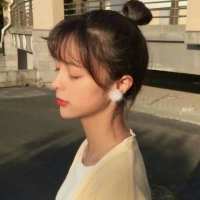 试着放手，走与不走，留与不留，我不想懂？ 别人说真心换真情，可