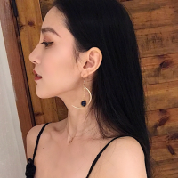 许个愿吧 万一实现了呢 就像一只怕冷的猫，找