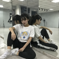 你那么好看 可不能胖 我把你的名字写在烟上