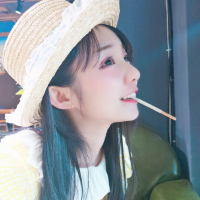 你那么好看 可不能胖 我把你的名字写在烟上