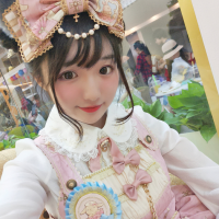 你那么好看 可不能胖 我把你的名字写在烟上