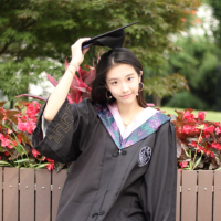 我会拼命挣钱 买小房子 养猫养狗养情人 And someti