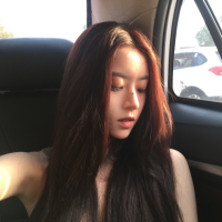 想说的话 寄存在我这里 后来我只想钱不想爱。
