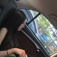 想说的话 寄存在我这里 后来我只想钱不想爱。