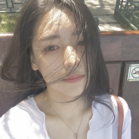 想说的话 寄存在我这里 后来我只想钱不想爱。