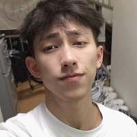 你得宠着你自己不然没人由着你.