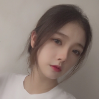 你本无意穿堂风 却偏偏孤倨引山洪 愿君少愁苦，常驻光明