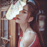 你本无意穿堂风 却偏偏孤倨引山洪 我会坚强的让所有关心