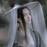 你本无意穿堂风 却偏偏孤倨引山洪 我会坚强的让所有关心