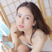 你本无意穿堂风 却偏偏孤倨引山洪 我会坚强的让所有关心