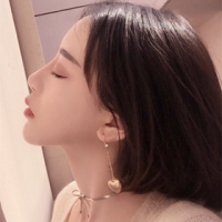 你本无意穿堂风 却偏偏孤倨引山洪 朦胧视界，初识你的美
