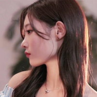 你本无意穿堂风 却偏偏孤倨引山洪 朦胧视界，初识你的美