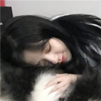 四月. 自心清明，淤泥成花。