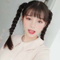 梦里拨开柔软的蒿草，下面是一片漆黑的尸骸 拍下现在的生活细节，
