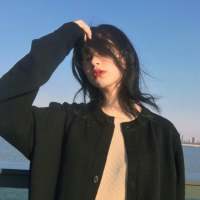 梦里拨开柔软的蒿草，下面是一片漆黑的尸骸 〆、北斗七星旳旁边，
