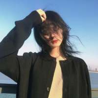 梦里拨开柔软的蒿草，下面是一片漆黑的尸骸 〆、北斗七星旳旁边，