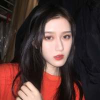 梦里拨开柔软的蒿草，下面是一片漆黑的尸骸 第一根白发，得到恨；
