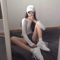 他可能是个不解风情的老妖怪. 需要你热情维持的感情