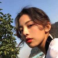 做个黑夜里孤独凶猛的魔鬼 别在灯红酒绿中 - 俄 要 的 并