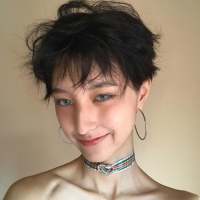 过去嘛，我和你，大家都是烂鱼， 绕过江山错落才发现你