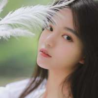 总是在别人的故事里找希望。 我吸烟喝酒，没有安全