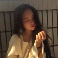 总是在别人的故事里找希望。 我吸烟喝酒，没有安全