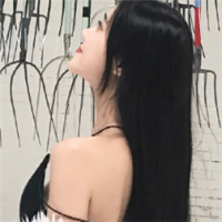 回忆撕扯着我，回忆总