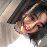 回忆撕扯着我，回忆总