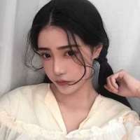“喜欢与众不同的东西和不泛滥的感情.” Nothing im