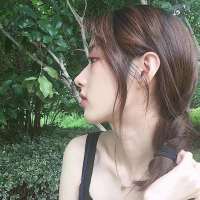 “喜欢与众不同的东西和不泛滥的感情.” Nothing im