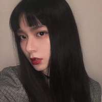 “喜欢与众不同的东西和不泛滥的感情.” Nothing im
