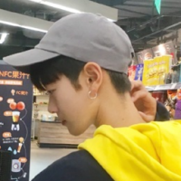 惹祸上身 久久不肯从伤痛中走出