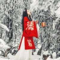 老相片 求人不如求己，何必看