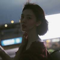 婪瘾。 初见你的感觉就像刮冷