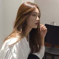 婪瘾。 随风摇曳的落叶娇柔倾