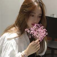 婪瘾。 随风摇曳的落叶娇柔倾