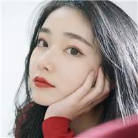 要抱抱 ︶￣等著马蹄莲慢慢开