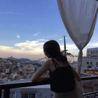过去已经回不了头，未来请你好好过 幸福很容易，只要多几
