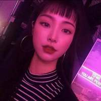 你是深山的游客边走边