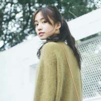 杺 荌 窗外的暴雨再狂妄 也