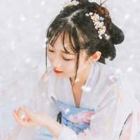 婪瘾。 妹子别减肥了，微胖是