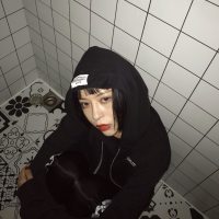 薄倩 只有霸道的活着，才是